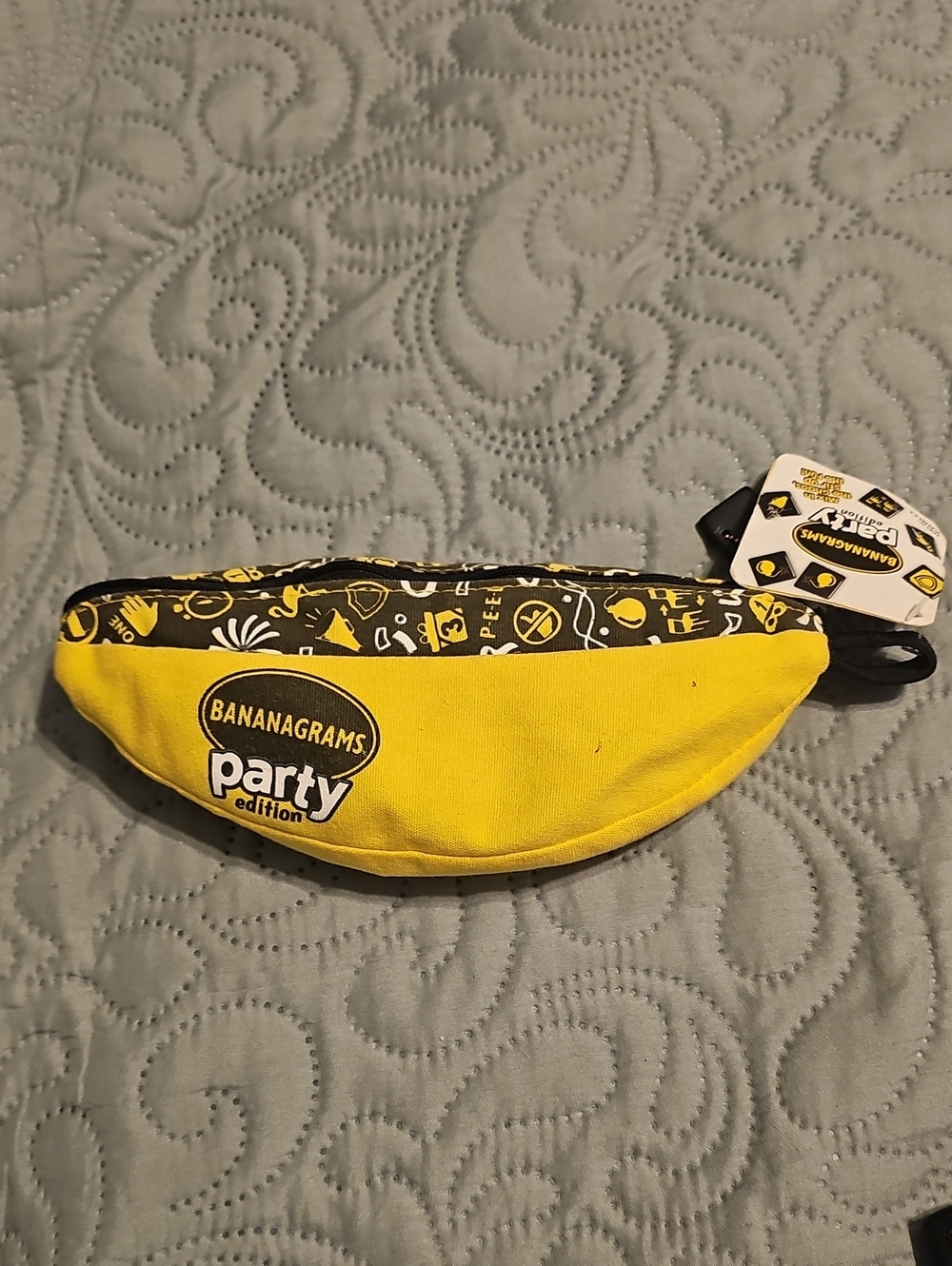 Bananagrams Party Edition Yellow & Black Family Game